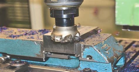 Torneado en mecanizado CNC: proceso, tipos y consejos de diseño.